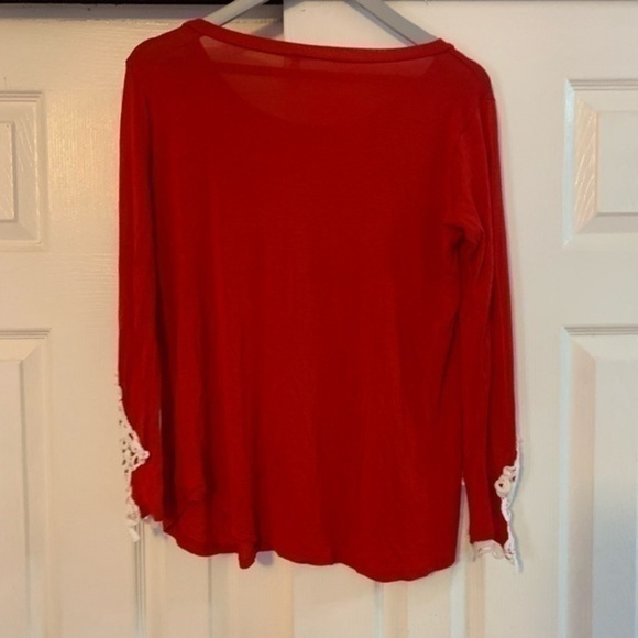Red Crochet Lace Designed Sleeve Tunic Size Small - Picture 7 of 7